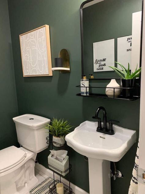 Check out these small bathroom organization ideas. These are perfect if you have a pedestal sink in your bathroom. #organization #bathroom Forest Green Toilet Room, Dark Green Bathroom No Windows, Bright Green Bathroom Ideas, Green Nature Bathroom, Green Black And Gold Bathroom, Hunter Green Bathroom Ideas, Forest Green Bathroom Ideas, Dark Green Bathroom Walls, Decadent Bathroom