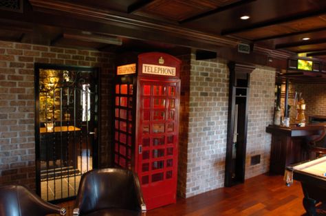 Basement Design - yes we'd love one of these for the basement! English Pub Decor, Pub Ideas, Basement Bar Plans, Basement Bar Design, Small Basement Remodel, Billiards Room, Pub Interior, English Pub, Basement Bar Designs