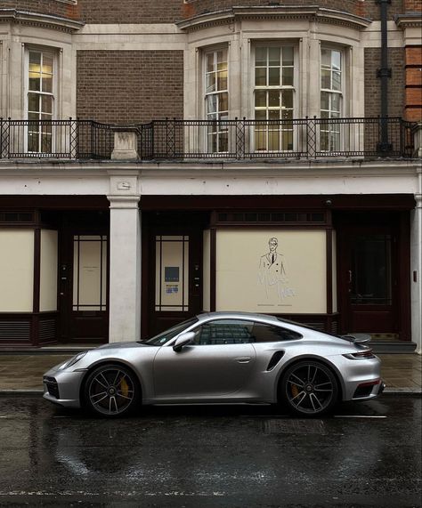 London Cars, Grey Porsche, Aesthetic Cars, London Vibes, London Aesthetic, Last Ride, Turbo S, Paris Aesthetic, Luxury Suv