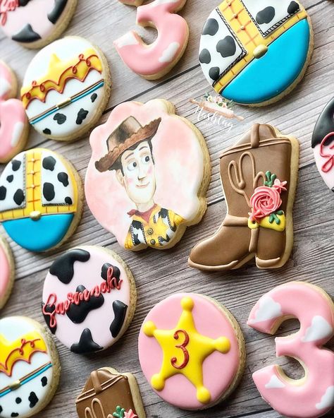 Rachel | Custom Cookies (@sincerelywhiskedbakingco) | Instagram Toy Story 3 Rd Birthday Party Ideas, Jessie Cowgirl Party, Girls Toy Story Birthday Party Ideas, Jessie Themed Birthday Party, Toy Story 3rd Birthday Party Girl, Girly Toy Story Party, Pink Toy Story Party, Toy Story Girl Birthday, Toy Story Girl Birthday Party Ideas