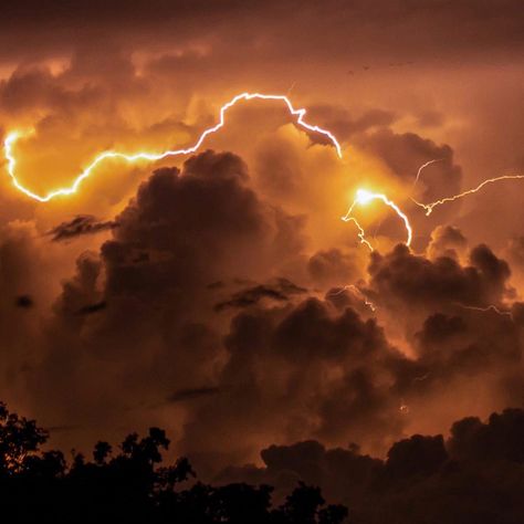 Burning Sun Aesthetic, Fire Pfp Aesthetic, Lighting Aesthetic Storm, Tempest Aesthetic, Thunder And Lightning Aesthetic, Thunder Aesthetic, Weather Magic, Lightning Aesthetic, Orange Thunder