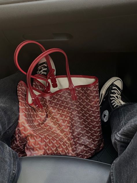 Red Goyard Tote, Red Goyard Bag, Burgundy Goyard, Goyard Aesthetic, Red Goyard, Goyard Tote Outfit, Goyard Paris, Bag Goyard, Goyard Tote Bag