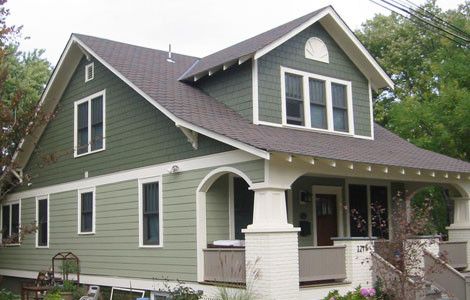 love this green on green siding - looks like forest and cypress Two Tone House Exterior, Siding Colors For Houses, Green Exterior House Colors, Green Siding, Exterior House Siding, Cedar Shingle Roof, Glass Railings, Exterior House Color, James Hardie