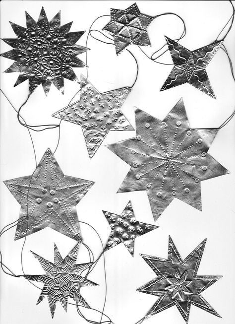 https://flic.kr/p/xk8v3G | Foil Stars | made by Kathejo Bohlman Tin Foil Stars, Foil Decorations Ideas, Card Board Craft, Star Shaped Things, Diy With Kids, Tin Foil Art, Star Ornaments, Metal Embossing, Metal Star