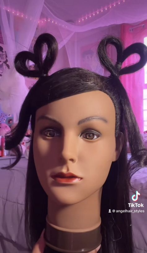 Hairstyles On A Mannequin, Hairstyles To Do On A Mannequin Head, Hair Styles For Mannequin Heads, Maniquin Head Hairstyle, Hairstyles For Mannequin Heads, Hairstyles Mannequin, Mannequin Hairstyles, Hair Mannequin, Braided Hairstyles For Teens