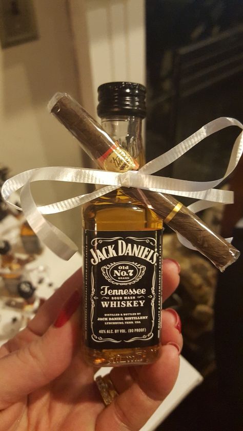 Jack Daniels Bar Ideas, Cigars And Whiskey 50th Birthday, Jack Daniel Party Theme, Masculine Party Favors, Jack Daniels 50th Birthday Ideas, Thirsty 30 Party Ideas For Men, Male Surprise Party Ideas, Cool Party Favors For Adults, Mens Party Favors