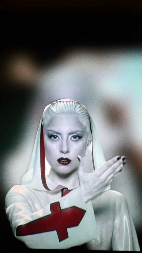 Lady Gaga Iconic Looks, Lady Gaga 2010, Lady Gaga Portrait, Lady Gaga Aesthetic, Lady Gaga Guy, Lady Gaga Poster, Lady Gaga Bad Romance, Lady Gaga Music Videos, Lady Gaga Alejandro