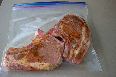 Sous Vide Cooking Times, Sous Vide Pork Chops, Pork Chops Bone In, Cooking Pork Roast, Sous Vide Pork, Boneless Beef Short Ribs, Sous Vide Steak, Pork Chop Recipe, Cooking Spaghetti