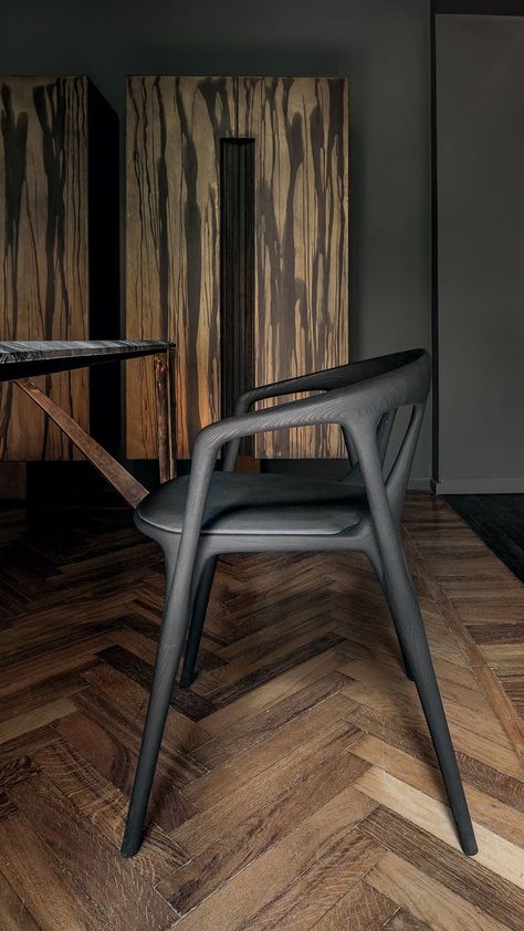 Contemporary Lounge Chair, Contemporary Office Chairs, Italian Furniture Design, Dining Chair Design, Contemporary Chairs, Small Homes, Leather Office Chair, Contemporary Dining Chairs, Smart Furniture