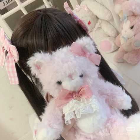 Cute Kawaii Pfp, Coquette Teddy Bear, Kawaii Pfp, Japanese Kids, Hiding Face, Doll Aesthetic, Brown Teddy Bear, Kawaii Core, Pink Coquette