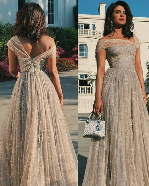 Reception Gown For Bride Sister, Reception Dress Indian For Sister, Reception Gowns Evening, Indian Reception Dress, Reception Gown For Bride, Sister Of The Bride Dress, Indian Reception Outfit, Couture Dresses Short, Backless Ball Gown