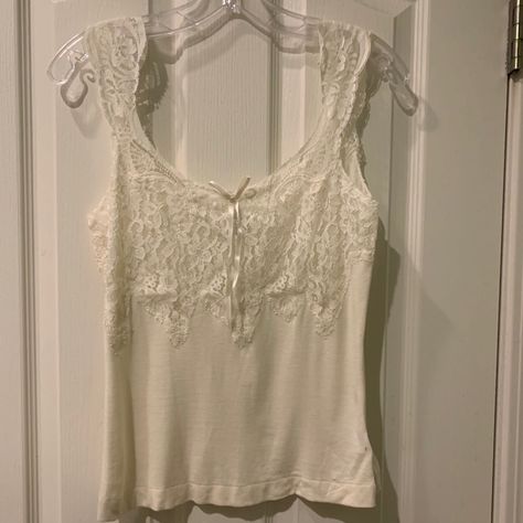 Dainty Top With Ultra-Feminine Details ’Make Offer! Feminine Lace Tank Top, Tank Tops Aesthetic, Feminine Cream Camisole Tank Top, Feminine Delicate Lace Tank Top, Feminine Lace Trim Tank Top, Cottagecore Cream Tops With Lace Trim, Dainty Outfit, Cream Lace Top, Lacey Tops