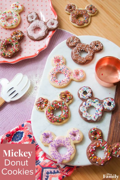 Mickey Donut, Donut Cookies, Disney Baking, Disney Inspired Recipes, Disney Inspired Food, Pan Movie, Disney Foods, Disney Desserts, Disney Eats