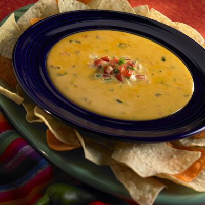 Copycat Tostito’s Salsa con Queso Tostitos Salsa Con Queso Recipe, Tex Mex Queso, Queso Dip Recipes, Queso Recipe, Copykat Recipes, Queso Dip, Copycat Restaurant Recipes, Copycat Recipe, Cheese Dip