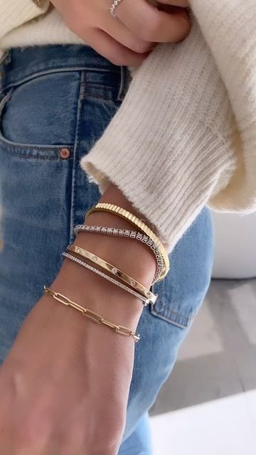 Herringbone Bracelet Stack, Bracelet Stack Luxury, Diamond Bracelet Stack Ideas, Bracelet Stack Silver And Gold, Classy Everyday Jewelry, Bracket Stack Ideas, Classy Bracelet Stack, Everyday Jewelry Stack, Stacked Jewelry Bracelets