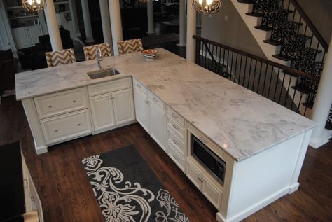 Kitchen Island L Shape, L Shaped Kitchen Island With Seating, L Shaped Island With Seating, L Shaped Kitchen Island, Shaped Kitchen Island, Quartz Kitchen Countertops White, Kitchen Island Shapes, Images Of Kitchen Islands, L Shaped Kitchen Designs