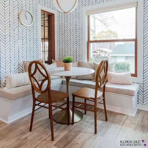 10 Modern Breakfast Nook Ideas | The Family Handyman Blue Wallpaper Kitchen, Dining Booth Seating, Breakfast Nook Decor, House Improvement Ideas, Modern Breakfast Nook, Kitchen Booth, Modern Baseboards, Dining Nooks, Seating In Kitchen