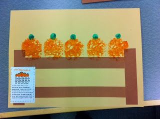 Informational Books, Preschool Story Time, Pumpkin Crafts Preschool, 5 Little Pumpkins, Pumpkins Preschool, Christmas Bazaar Crafts, Craft For Preschool, Five Little Pumpkins, Pumpkin Activities