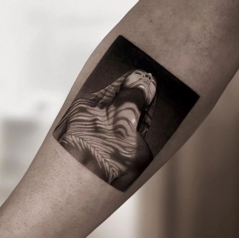 20 Micro Realism Tattoos that should be in a Museum - Body Artifact Micro Realism, Beetle Tattoo, Shadow Tattoo, Hyper Realistic Tattoo, Realism Tattoos, Sunflower Tattoos, Tattoo Style Drawings, 1 Tattoo, Cover Up Tattoo