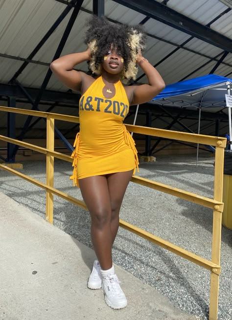 Ncat Aggies Homecoming Outfits, Homecoming Outfits College, Homecoming College Outfits, Ghoe Ncat, College Homecoming Outfit Hbcu, Hbcu Football Game Outfits, Homecoming Tailgate Outfit, Homecoming Game Outfits, College Homecoming Outfit