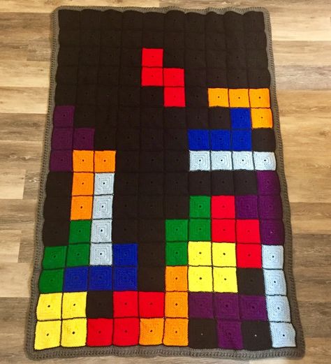 Play TetrisCreating the Perfect Tetris Blanket - Photo Credit: Carrie Lambertsen Tetris Crochet Blanket, Tetris Blanket, Tetris Party, Photo Credit, Crochet Blanket, A R, Blankets, Party Ideas, Sewing