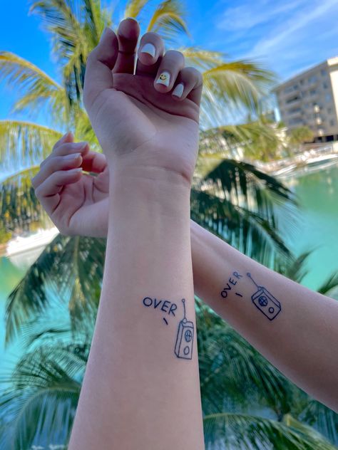 Matching Tattoos Long Distance, Ex Best Friend Tattoo, Matching Tattoos For Uncle And Niece, Cool Matching Tattoos For Best Friends, Male Friend Tattoos, Baddie Bestie Matching Tattoos, Creative Best Friend Tattoos, Best Friend Tattoos For Men, Uncle And Niece Tattoos