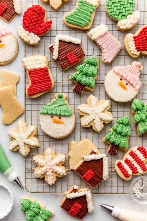 Cookie Decorating Buttercream (Video) Best Cookie Recipes For Decorating, Good Sugar Cookie Recipe For Decorating, Sally’s Baking Christmas Cookies, Piping Cookies For Beginners, Best Cookie Recipe For Decorating, Sugar Cookies And Icing, Cookies With Icing In The Middle, Holiday Cookies Decorated Ideas, Easy Christmas Cookie Decorating Ideas For Kids