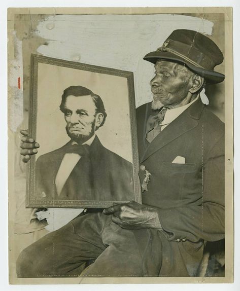 James Brown, Civil War veteran, with a picture of Abraham Lincoln,  Collection of the Smithsonian National Museum of African American History and Culture, Gift from the Liljenquist Family Collection... Abraham Lincoln Pictures, American Military History, James Brown, History Photos, Native American History, African History, Us History, African American History, National Museum