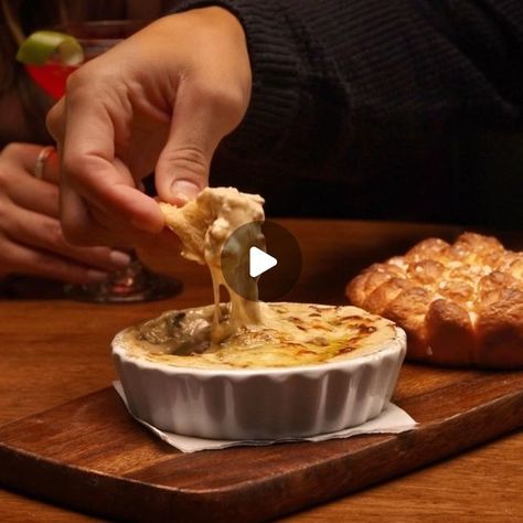 The Keg on Instagram: "Meet the Gruyère Mushroom Dip. The perfect combination of gruyère and cream cheese, mushrooms, and poblano peppers, served with warm pull apart bread. Just like the holidays, this feature is here for a limited only. Start the season off right 👌" Cream Cheese Mushrooms, Mushroom Dip, Cheese Mushrooms, Poblano Peppers, Pull Apart Bread, Stuffed Poblano Peppers, Pull Apart, Peppers, Cream Cheese