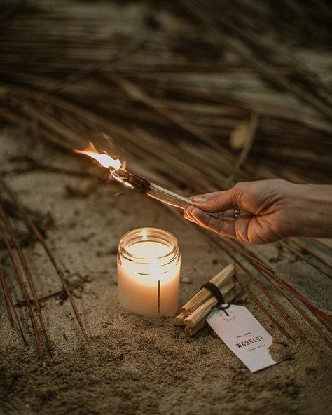 S H E E N A Z I L I N S K I (@sheenazilinski) • Instagram photos and videos Copal Incense, Candles White, Clove Essential Oil, Book Aesthetics, Essential Oil Candles, White Candles, Sweet Orange, Candle Containers, Essential Oil Diffuser