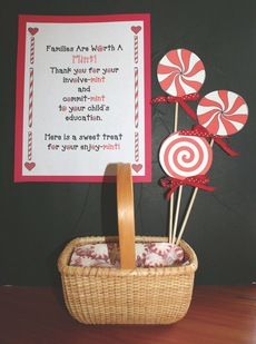 Quick, easy and inexpensive idea to do for Open House or parent-teacher conferences. Fill up a little basket with peppermints or mini butter-mints.  FREE printables. Open House Back To School, Open House Ideas, Curriculum Night, Back To School Ideas, Parent Teacher Meeting, Family Involvement, School Open House, Parent Contact, Activities Ideas