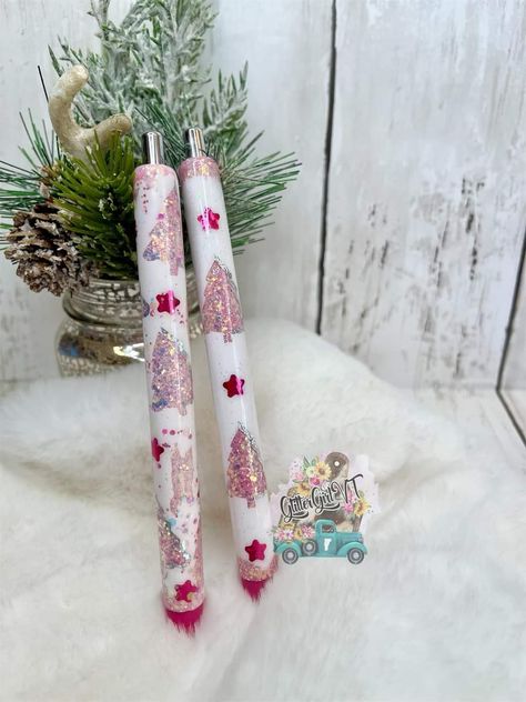 Christmas Resin Pens, Christmas Glitter Pens, Glitter Stationary, Christmas Pens, Silouhette Cameo, Cricut Pens, Epoxy Pens, Resin Pens, Resin Pen