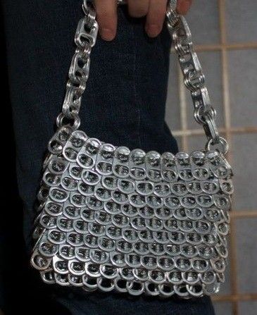 Pop Tab Purse, Junk Kouture, Soda Tab Crafts, Can Tab Crafts, Upcycled Handbag, Soda Can Tabs, Pop Tab Crafts, Can Tabs, Soda Tabs