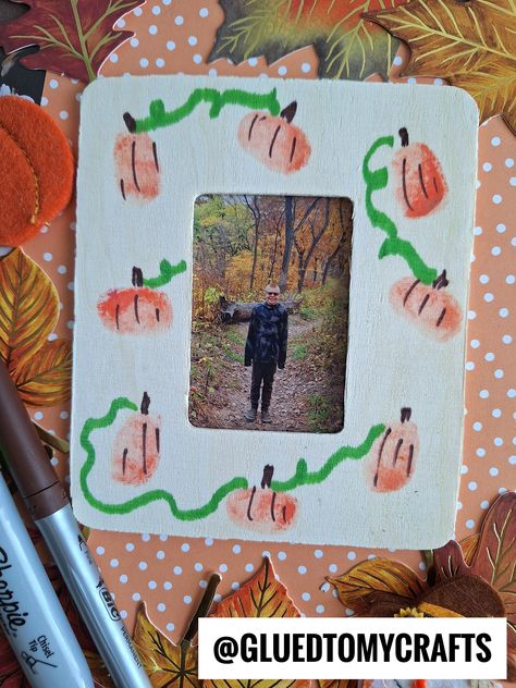 Thumbprint Jack-O-Lantern Pumpkin Frame Thumbprint Pumpkins, Toddler Ideas, Fun Halloween Crafts, Fall Halloween Crafts, Halloween Crafts For Kids, Supply List, Frame Crafts, Dollar Store Crafts, Kids Pictures