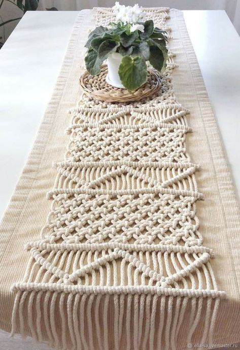 Art Macramé, Pola Macrame, Macrame Runner, Tutorial Macramé, Macrame Table, Macrame Knots Tutorial, Macrame Table Runner, Macrame Wall Hanging Diy, Macrame Wall Hanging Patterns