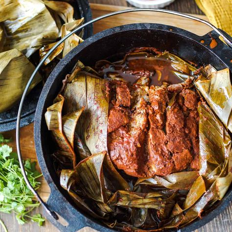 Cochinita Pibil Recipe Slow Cooker, Smoked Pork Enchiladas, Smoked Mexican Chicken, Mexican Pork Pibil, Cochinita Pibil Recipe, Sour Orange, Carnivore Recipes, Spanish Onion, Smoked Pork