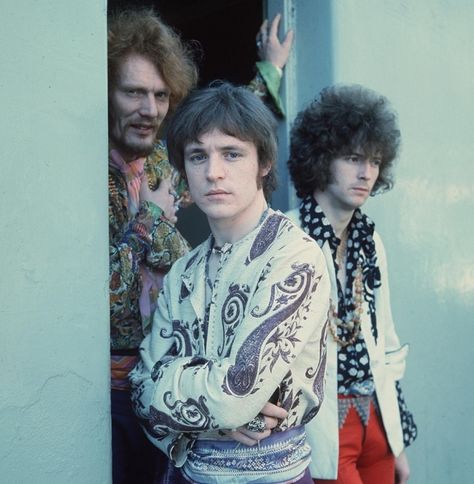 Beautiful and beyond talented:  Mr. Jack Bruce. Cream Eric Clapton, Cream Band, Sunshine Of Your Love, Fashion Fotografie, Ginger Baker, Jack Bruce, Derek And The Dominos, The Yardbirds, 60s Music