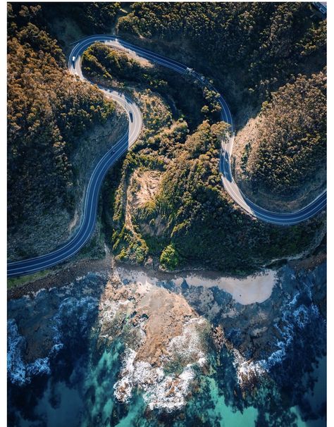 Australian Travel, Beautiful Landscape Photography, Great Ocean Road, Australian Photographers, White Portrait, Victoria Australia, Classic Frame, Australia Travel, Western Australia