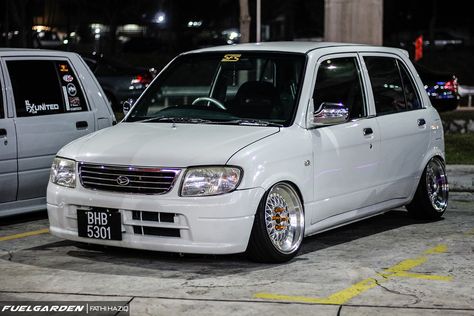 Car Lover Modified Gathering 2.0 2015. Daihatsu Mira, Low Cars, Kei Cars, Kei Car, Honda Civic Hatchback, Civic Hatchback, Rims For Cars, Car Projects, City Car