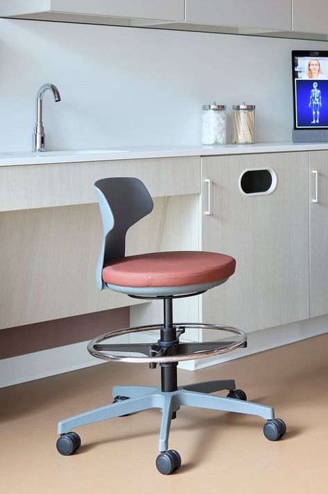 Hospital Chair, Hospital Interior, Care Hospital, Hospital Interior Design, Office Furniture Design, Hospital Design, Medical Field, Work Table, Office Design