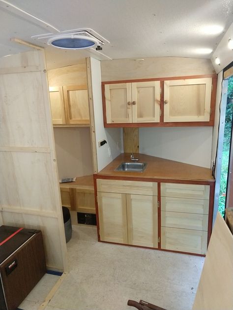 Cargo Trailer Bathroom Ideas, Cargo Trailer Bathroom, Cargo Kitchen, Enclosed Trailer Cabinets, Diy Cargo Trailer, Camper Cabinets, Trailer Cabinets, Hunting Trailer, Office Addition