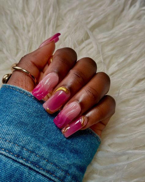 POV: you’re still in your summer nails era I can’t be the only one not ready to say goodbye to summer nails! #pressonnails #presssons #stickonnails #shortnailideas #custompressonnails #reusablenails #chromenails #diynailsathome #nailsalonathome #diypressonsnails #gelpressons #customnaildesigns #nailinspiration #shortnailsdesign #athomenails #pressonnailset #auranails #bridesmaidsnails #customnailsets #summernailsinspo #ombrenails #diynailshack #stickonnailsforsale #3dchromenailart Holiday Nails Summer, Nails Medium Square, Bridesmaids Nails, Modern Nail Art, Nails Holiday, Nails Summer Nails, Press On Nails Medium, Pink 3d, Diy Nails At Home