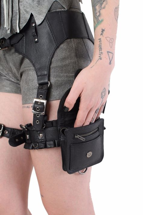 Detail Feedback Questions about Steampunk Motor rock vintage Outlaw Pack Thigh Holster Protected Purse women thigh bag Garter Belt gun shoulder drop leg holster on Aliexpress.com | alibaba group Thigh Garter Tattoo, Drop Leg Holster, Feedback Questions, Leg Holster, Garter Tattoo, Steampunk Bag, Thigh Garter, Thigh Bag, Thigh Harness