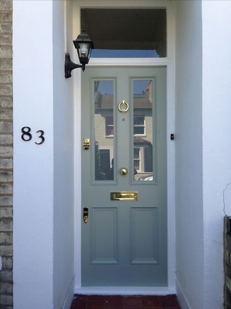 Victorian front door in Farrow & Ball's Blue Gray no. 91 in exterior eggshell Farrow And Ball Front Door Colours, Front Door Farrow And Ball, Farrow And Ball Blue Gray, Gray Front Door Colors, Grey Front Door, Victorian Front Door, Grey Front Doors, Victorian Front Doors, Farrow Bal