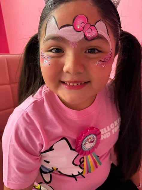 Sanrio Face Paint, Hello Kitty Face Painting, Hello Kitty Face Paint, Christmas Face Painting, Kitty Theme, Hello Kitty Imagenes, Face Painting Easy, Hello Kitty Themes, Painting Easy