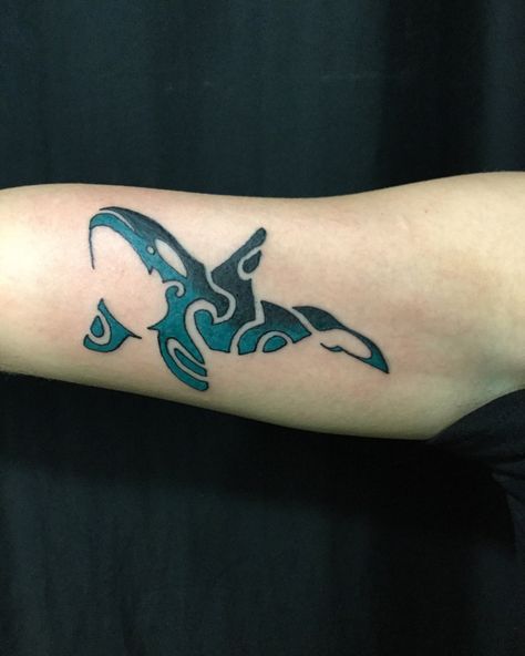 Orca whale tribal tattoo by Waldo Orca Tattoo Men, Hawaiian Whale Tattoo, Orca Art Tattoo, Orca Tattoo Design, Geometric Orca Tattoo, Native Orca Tattoo, Native Whale Tattoo, Orca Whale Tattoo, Chihiro Cosplay