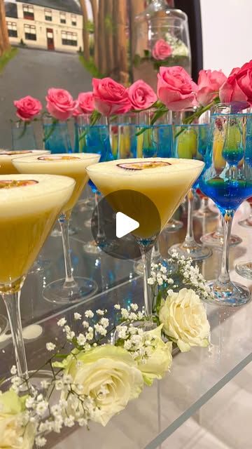 How To Use Dry Ice, Dry Ice Food Presentation, Drink Set Up For Party, Drink Bar For Party, Dry Ice Cocktails, Dry Ice Drinks, Birthday Brunch Ideas, Ice Cocktails, Diy Cocktail Bar