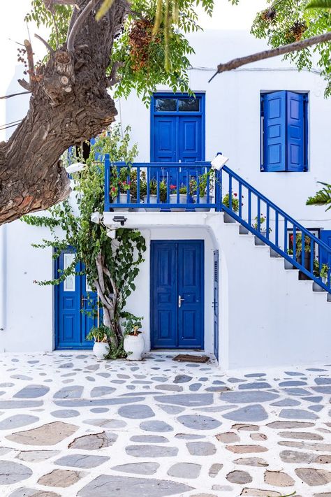 Small House Renovation, Home Architecture Styles, Greece Architecture, Santorini House, Blue Patio, Gorgeous Doors, Paint Color Inspiration, Mediterranean Style Homes, Village House Design