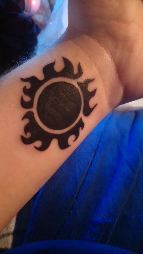 Sun Pirates Tattoo One Piece Sunny Tattoo, Lowkey One Piece Tattoo, Tato One Piece, Sun Pirates One Piece, Simple One Piece Tattoo, Sun Pirates Tattoo, Pirates Tattoo, Tattoo Queen, Wolf Tattoo Ideas