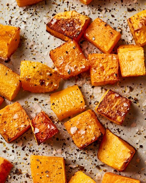 Squash In Oven, Butternut Squash Cooking, Zucchini Zoodles, Oven Roasted Butternut Squash, Butternut Squash Recipes Roasted, Butternut Squash Cubes, Cut Butternut Squash, How To Roast, Butternut Squash Recipes